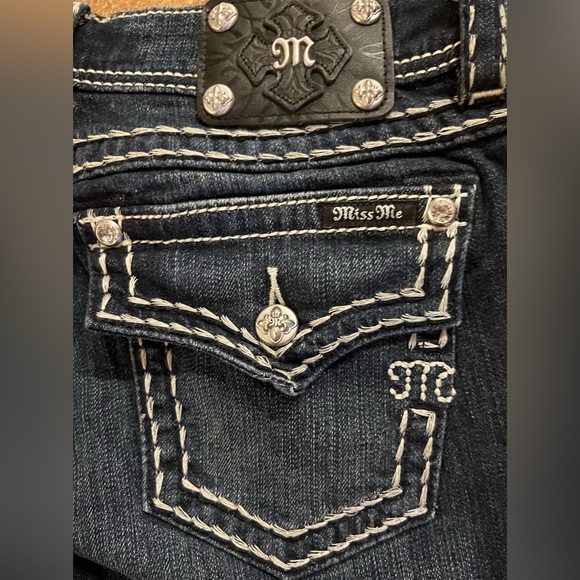 Miss Me Relaxed Boot size 31 x 34 - Picture 6 of 7